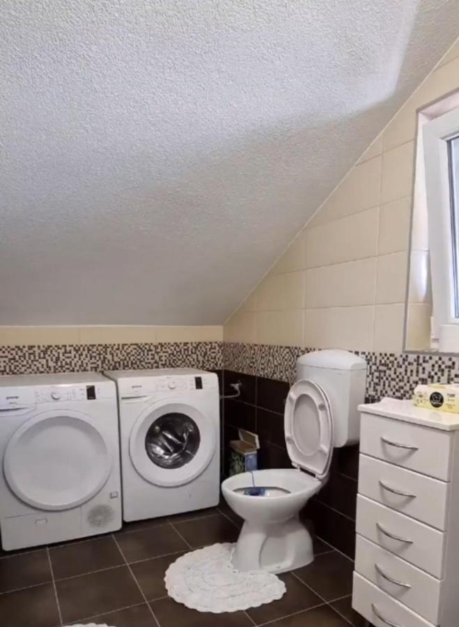 Apartman Avram Kotor Varos Exteriér fotografie
