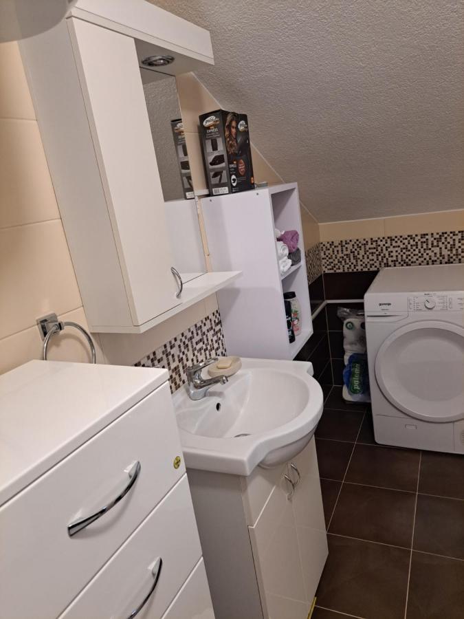 Apartman Avram Kotor Varos Exteriér fotografie